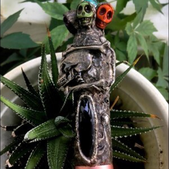 Glamour Magick Makeup Brush - Picture 2 of 4